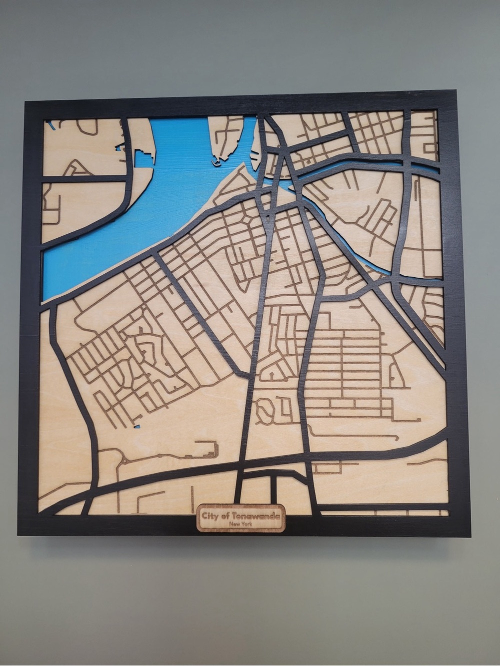 City of Tonawanda New York Map Wall Art - Blue & Natural Wooden Inlay